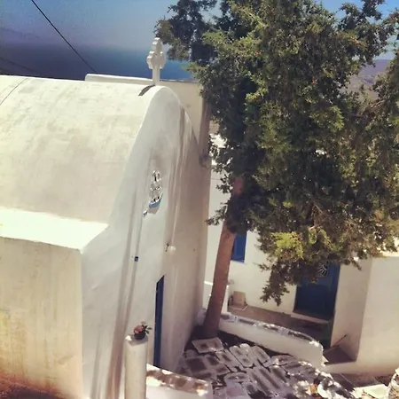 Traditional Triplex Holiday home Serifos Town