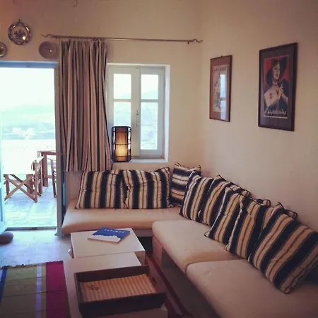 Traditional Triplex *